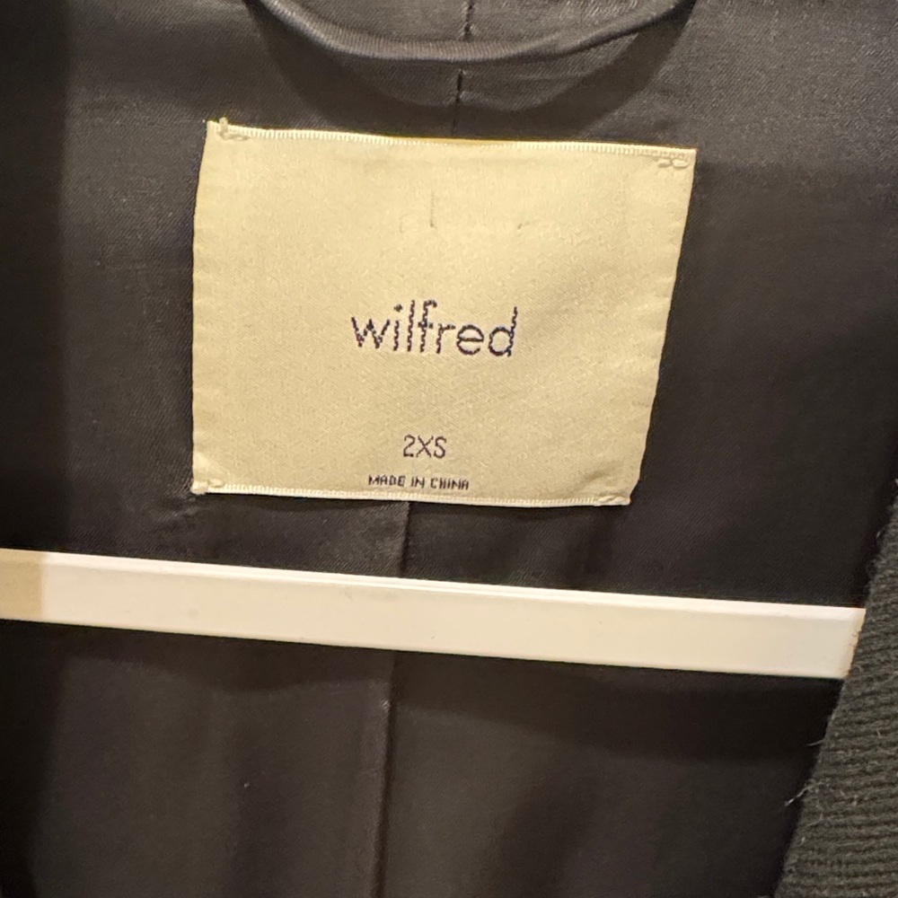 Aritzia Wilfred Classic Black Blazer - Picture 3 of 7